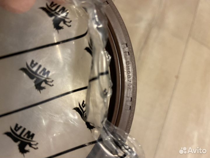 Сальник двигателя