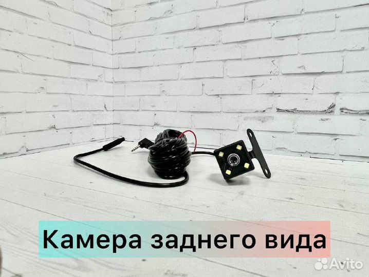 Видеорегистратор зеркало с камерой заднего вида