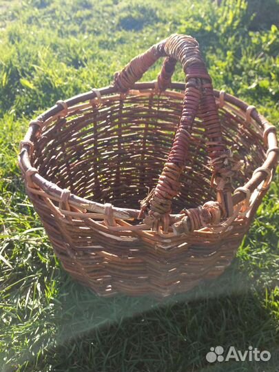 Корзина плетеная