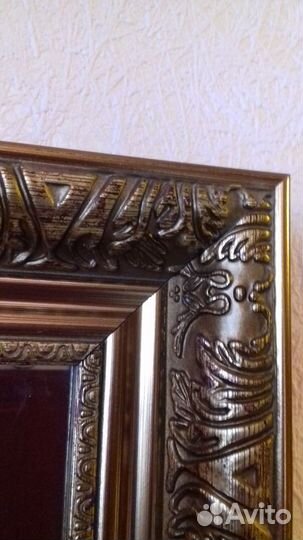 Зеркала в рамах для интерьера