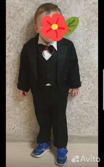 Нарядный костюм