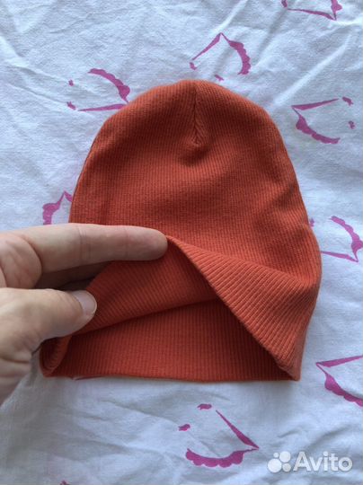 Шапочка бини на малыша 0-2 месяца