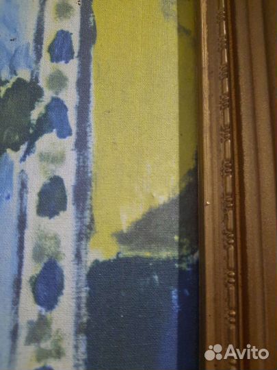 Репродукция в рамке с позолотой