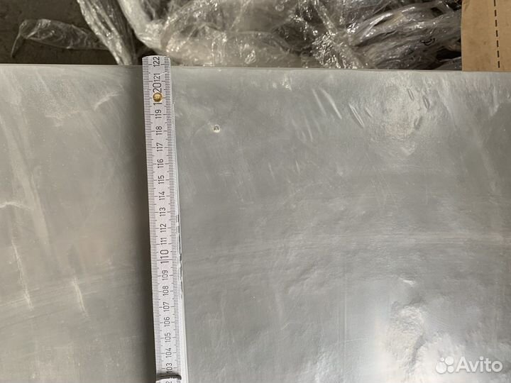 Раковина из стекла 122,4 см