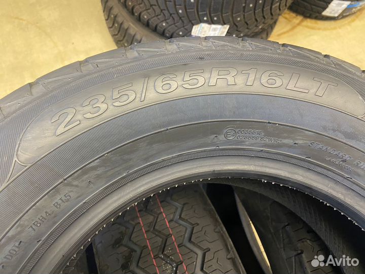 Roadmarch Primevan 9 235/65 R16 115R