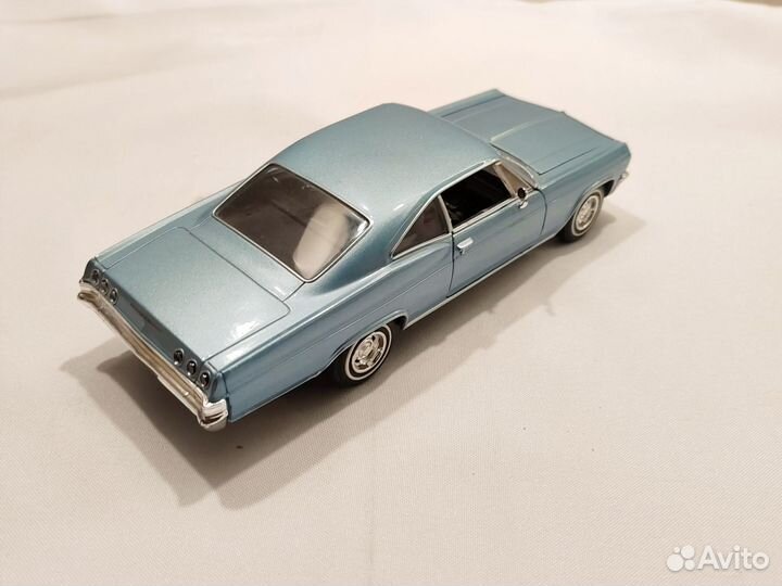 Модель Chevrolet impala 1965 1:24 welly