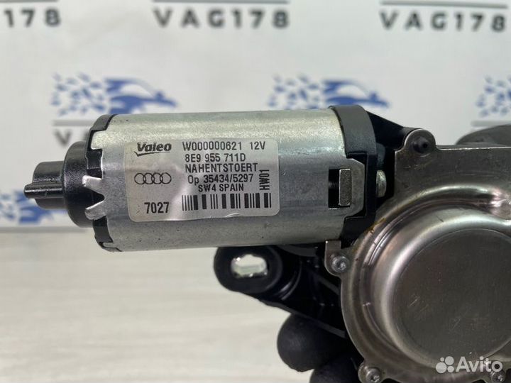 Моторчик стеклоочистителя задний Audi A4 B7 BRB