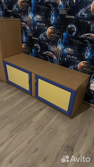 Детская мебель, стол, тумбы