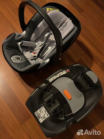 Детское автокресло Cybex Aton Q Platinum с автомоб