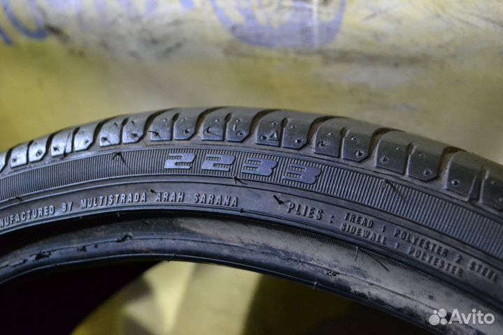 Corsa 2233 235/35 R19
