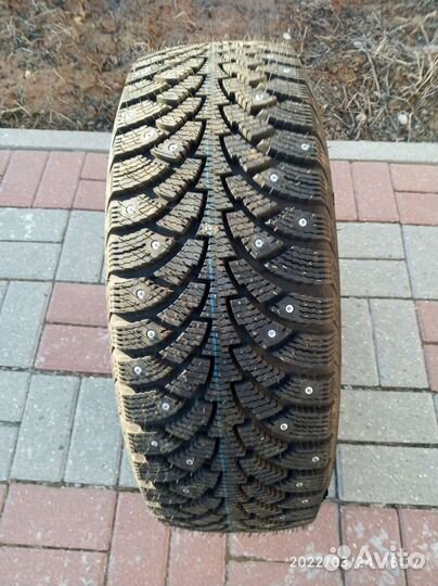 Nokian Tyres Hakkapeliitta 4 205/65 R15 27T