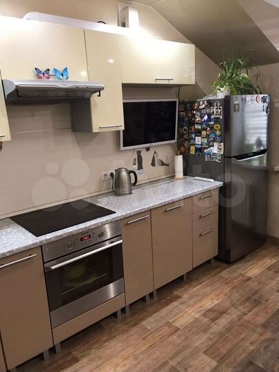 2-к. квартира, 70 м², 4/4 эт.