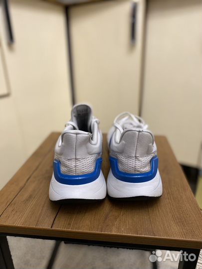 Кроссовки мужские 44