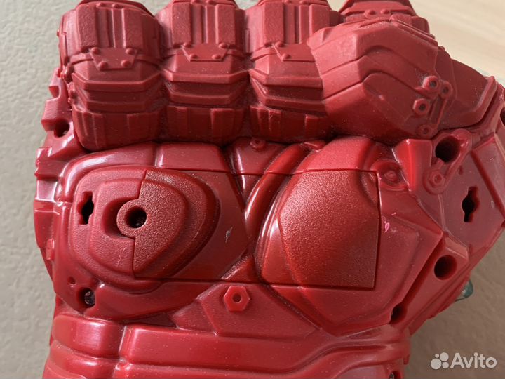 Игрушка. Marvel. Новая Перчатка бесконечности