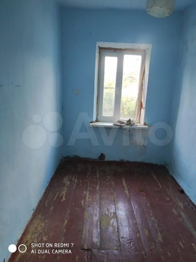 Дом 10,5 м² на участке 8 сот.