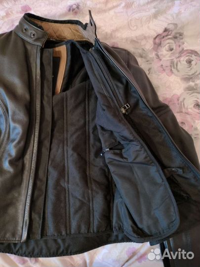 Мотокуртка женская кожаная Revit