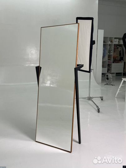 Зеркало в стиле лофт