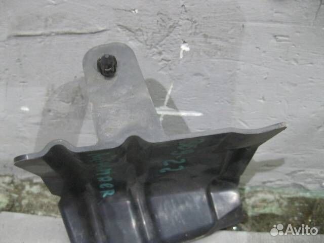 Воздуховод радиатора правый от Mitsubishi Outland