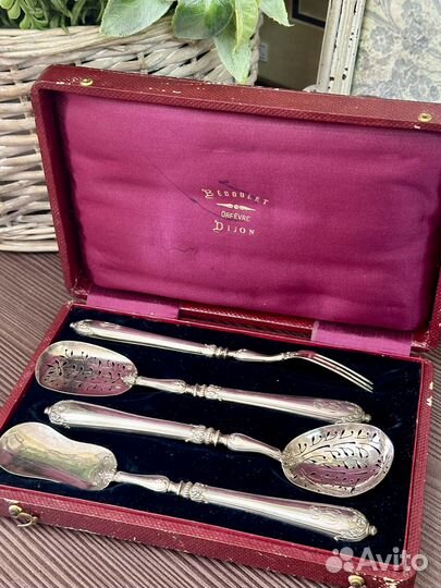 Сервировочные столовые приборы.Франция