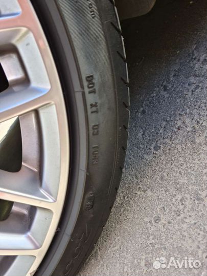 Pirelli P Zero 255/35 R19 96Y