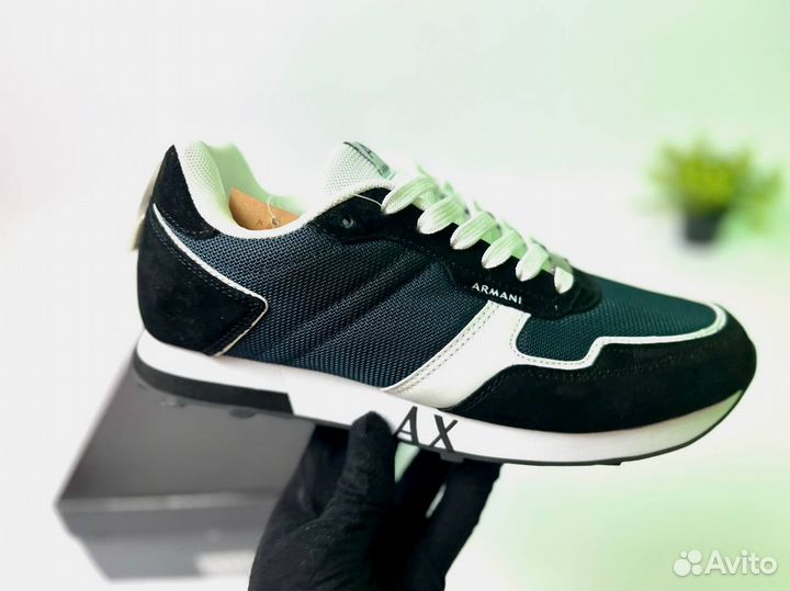 Кроссовки Armani надежные