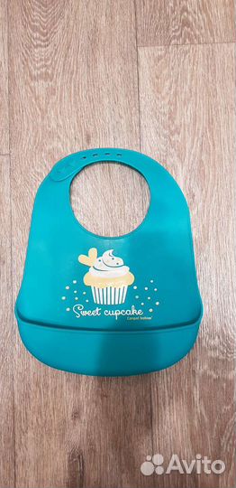 Слюнявчик силиконовый