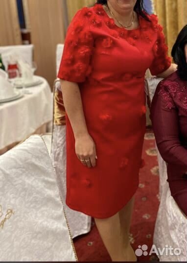 Платье как новое, надевала один раз. 52 резмер