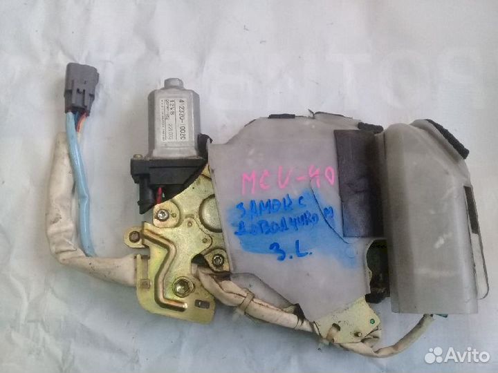 Замок двери с доводчиком задний левый Toyota Estim