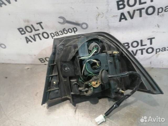 Фонарь (стоп-сигнал) задний левый Toyota Vista