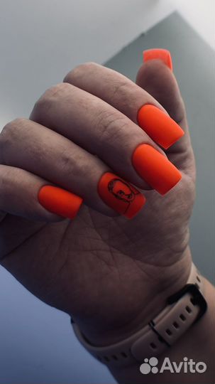 Маникюр/педикюр