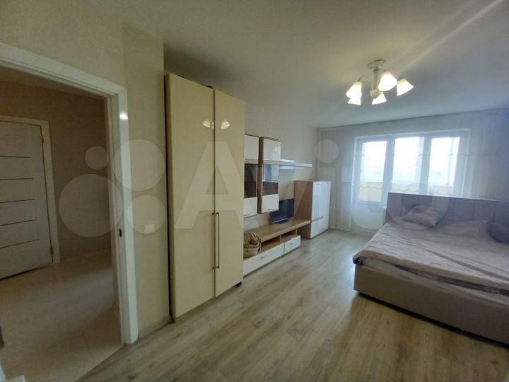 1-к. квартира, 53,4 м², 8/10 эт.