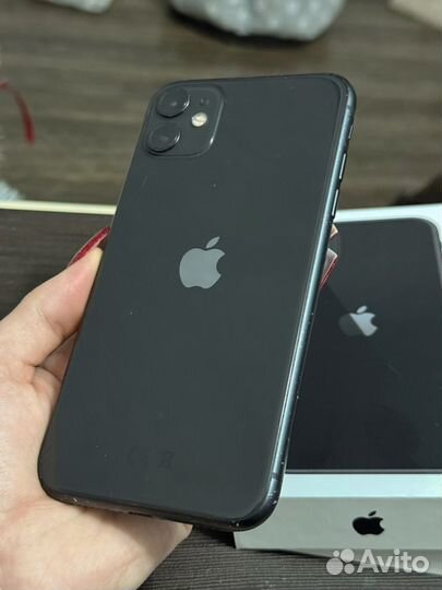 iPhone 11, 128 ГБ