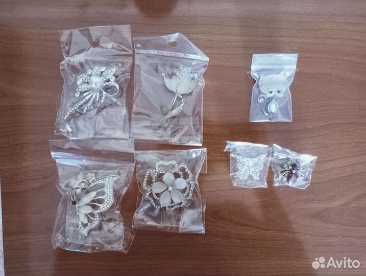 Брошь. О цене договоримся