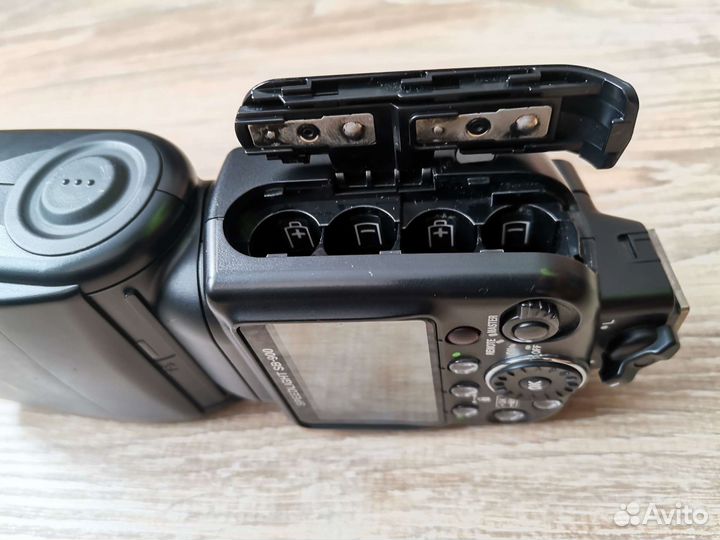 Вспышка Nikon SB-900