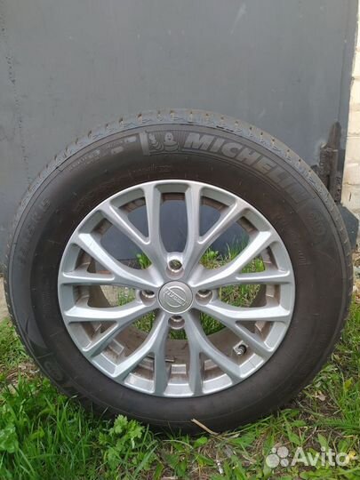 Колеса r 15 летние 195/65 r15 Michelin