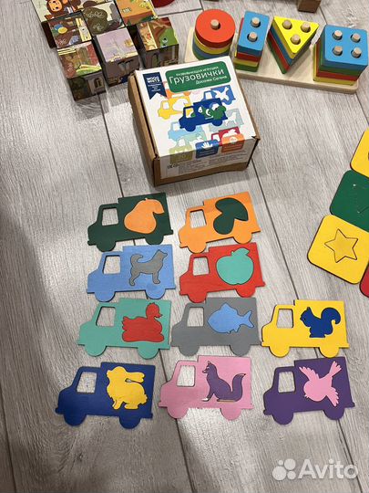 Детские развивающие игрушки пакетом