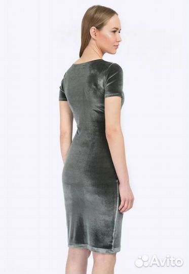 Платье новое бархатное Emka 46