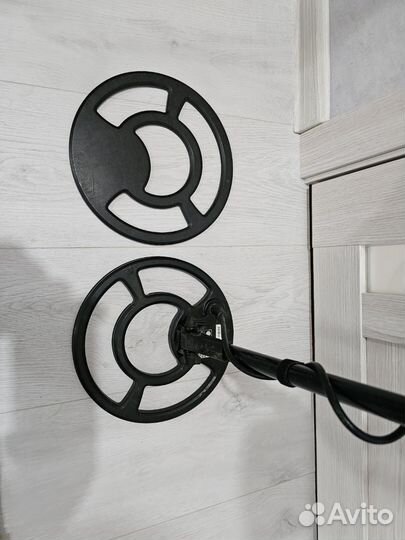 Металлоискатель Minelab X-Terra 305