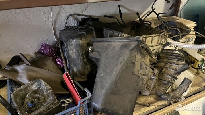 Стекло заднее Ауди 100 Quattro