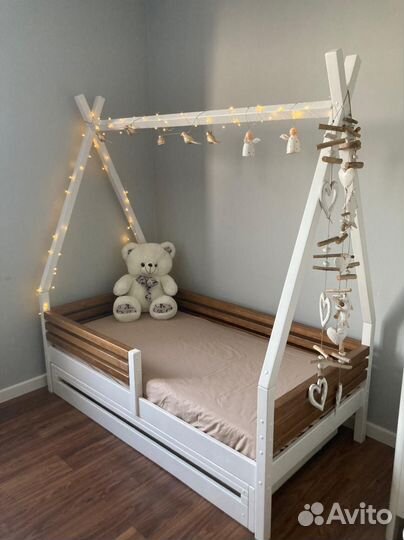 Кроватка вигвам домик из массива детская