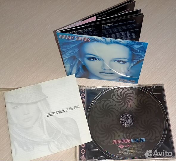 Cd music. Britney Spears, Selena Gomez, Belinda