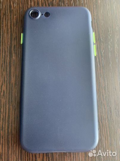 Чехлы для iPhone 7