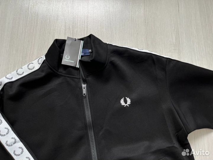 Fred perry олимпийка с лампасами