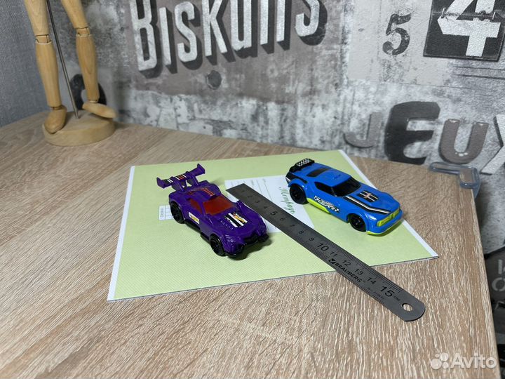 Hot wheels машинки