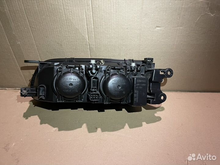 Фара правая галоген Mazda 626 GF 1997-2002