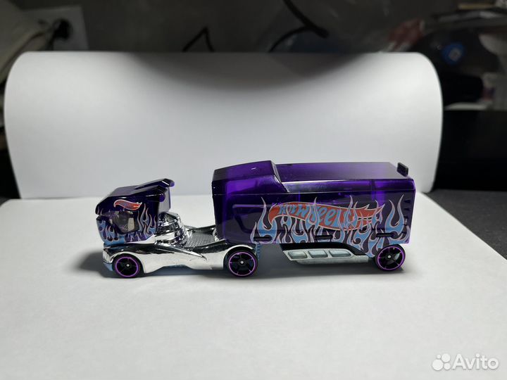 Машина, хотвилс