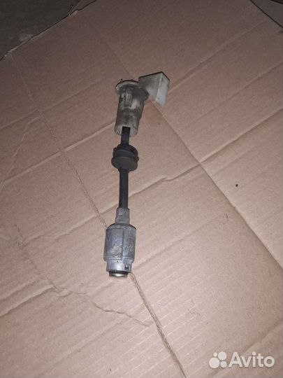 Форд Фокус 2 личинка,механизм открывания капота бу