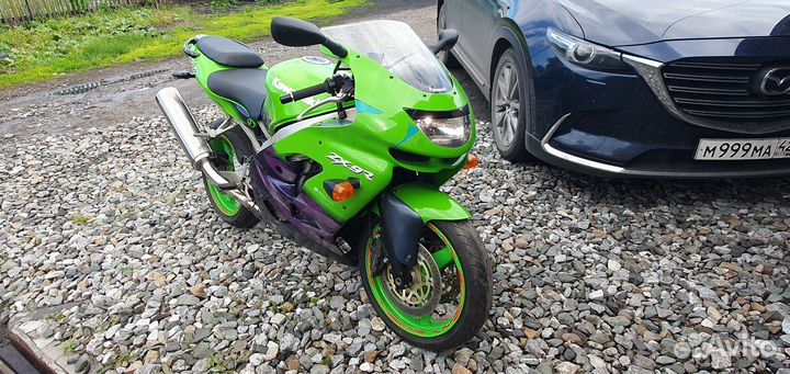 Kawasaki ninja zx9r