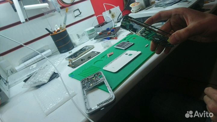 Замена экрана. Выездной Ремонт при Вас за час