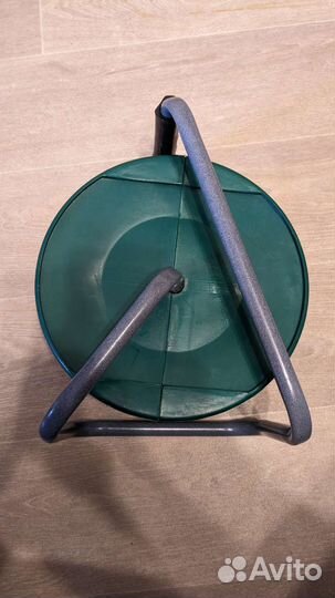 Катушка для поливочного шланга